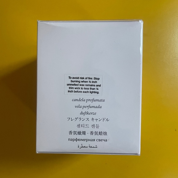 Diptyque Baies Candle - Picture 2 of 3